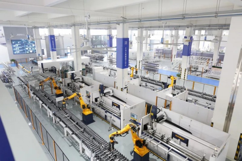 官宣!央視網(wǎng)《超級工廠》走進(jìn)皇派門窗探索門窗數(shù)智化奧秘